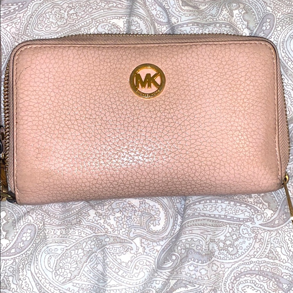Michael Kors wallet